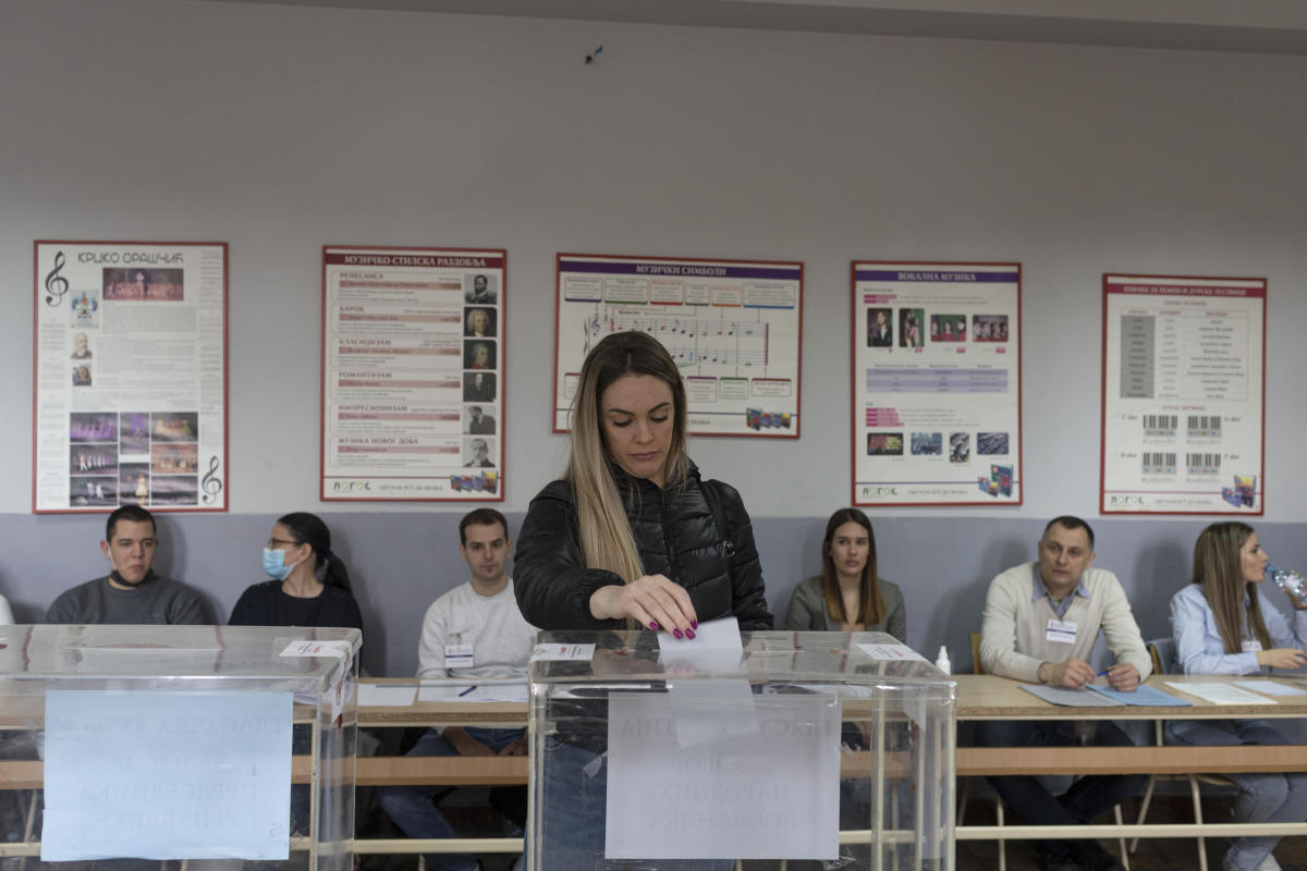 Projections point to victory for Serbia’s populist president