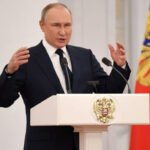 Putin threatens “lightning-fast strikes” on those who want to intervene in the war