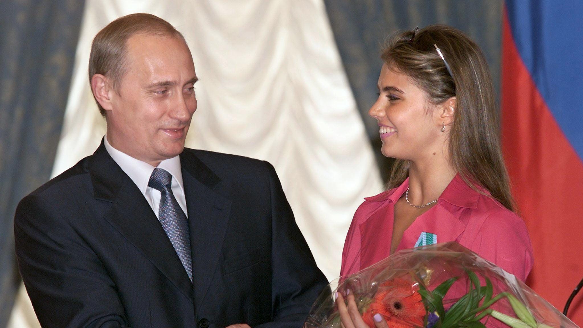 U.S. sanctions target Putin’s Russian family, but a larger shadow family may remain