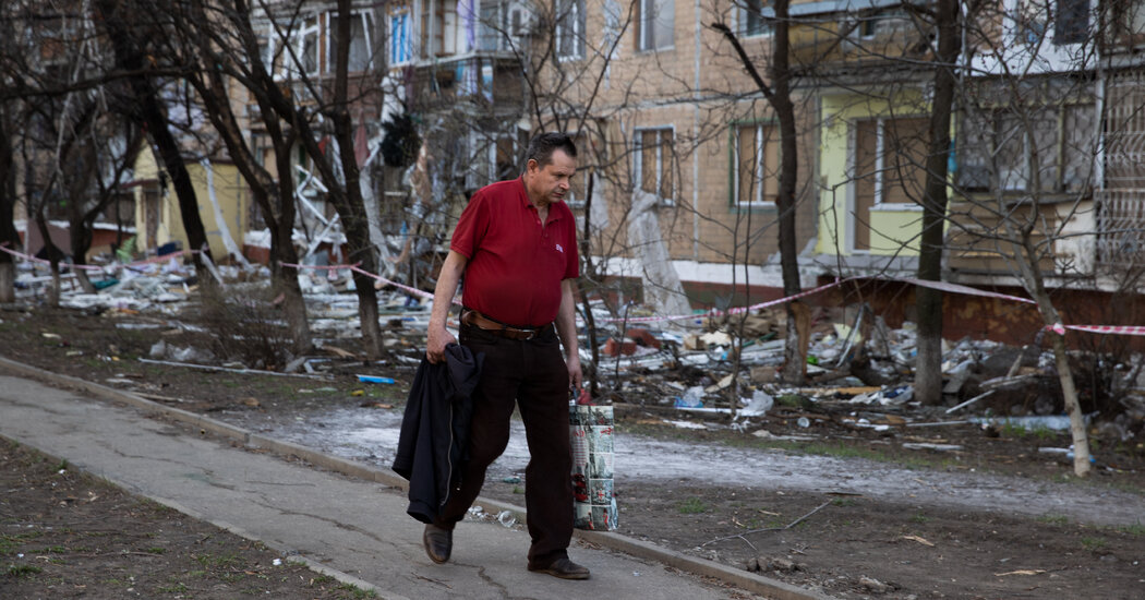 Ukraine Live Updates: Claims of Atrocities Mount as Russia Prepares a Renewed Offensive