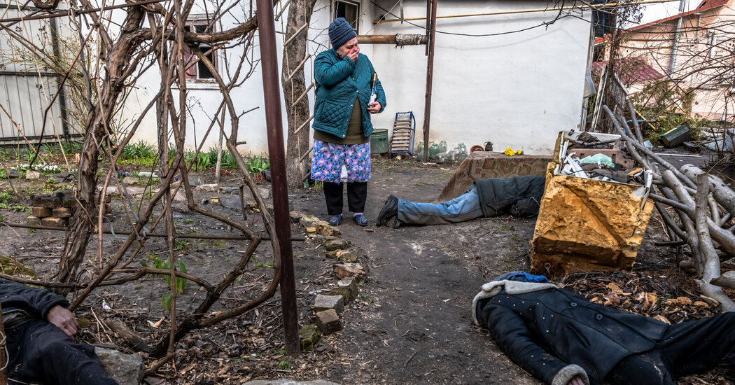 Up-Close Ukraine Atrocity Photographs Touch a Global Nerve