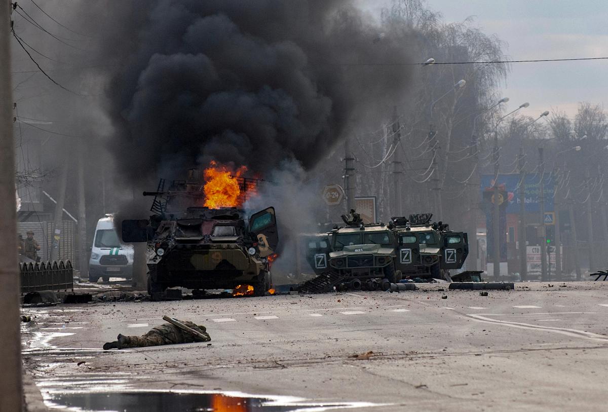 After 3 months, Russia still bogged down in Ukraine war