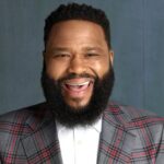 Anthony Anderson Graduates from Howard University: ’30 Years in the Making’