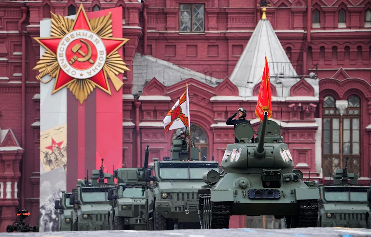 AP PHOTOS: Russia marks victory over Nazi Germany in WWII