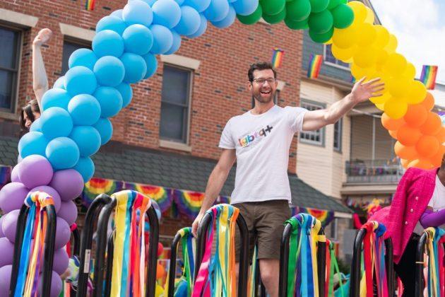 ‘Bros’ Trailer: Billy Eichner Stars in a Steamy and Meta Gay Rom-Com