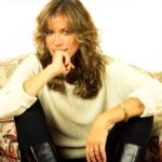 Carly Simon reveals exclusive details on upcoming biopic, surprising theory about why she was long-snubbed by Rock Hall