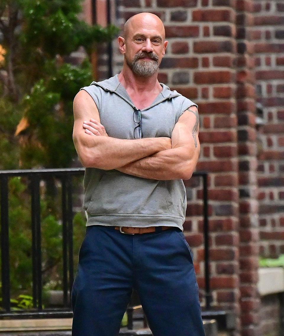 Christopher Meloni Likes to ‘Work Out Naked’ at His Home Gym: ‘And I Don’t Black Out the Window’