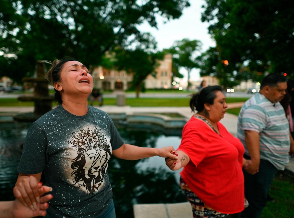 Gunman kills 19 children in Texas school rampage