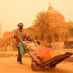 Iraqi merchants struggle on amid series of strong sandstorms