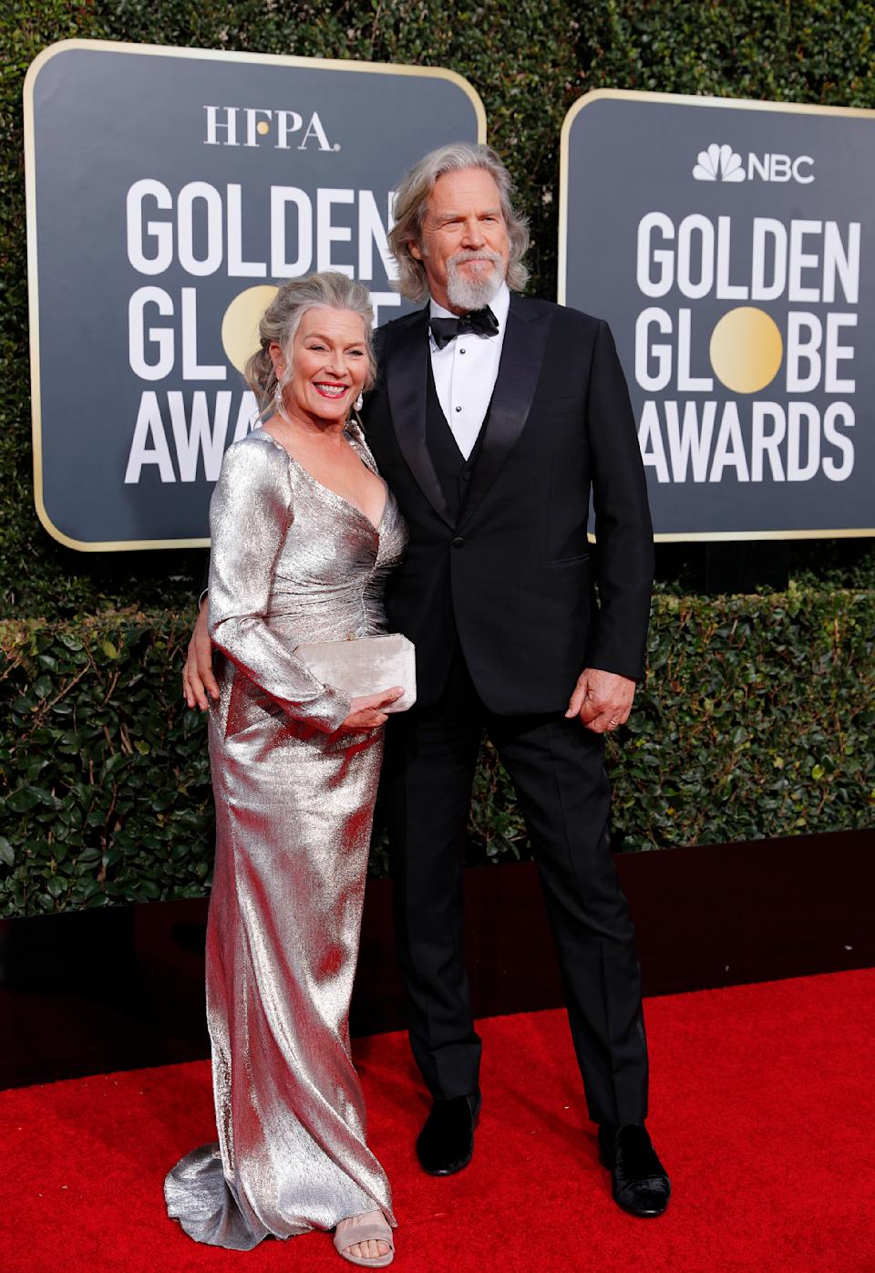 Jeff Bridges says COVID battle ‘made my cancer look like nothing’: ‘I was pretty close to dying’