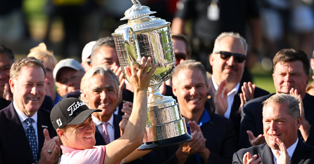 Justin Thomas Wins the P.G.A. Championship With a Roaring Comeback