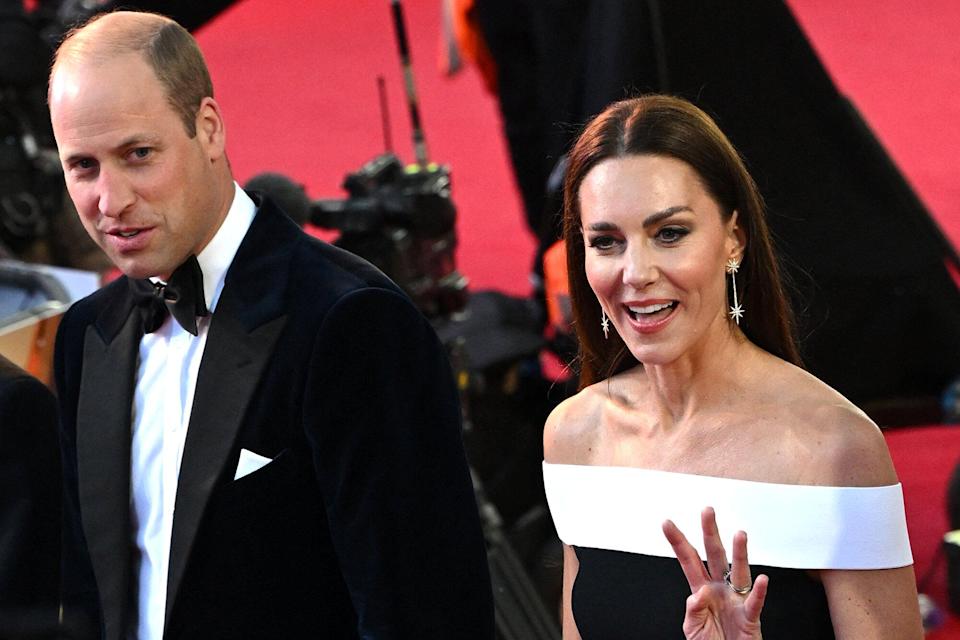 Kate Middleton and Prince William Hit the Red Carpet with Tom Cruise at Top Gun: Maverick Premiere