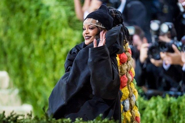 Pregnant Rihanna Skipped the Met Gala, But She Was Honored With a Greek Goddess Statue in Her Likeness