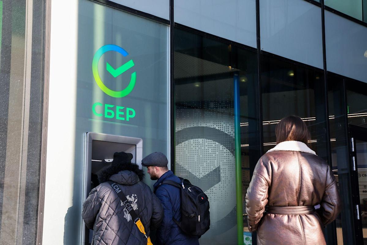 Russia’s Biggest Lender Sberbank Targeted in EU Sanctions Plan