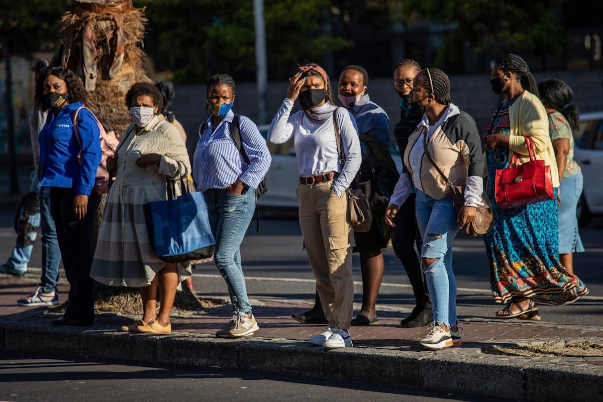 South Africa Jobless Rate Declines for First Time Since 2020