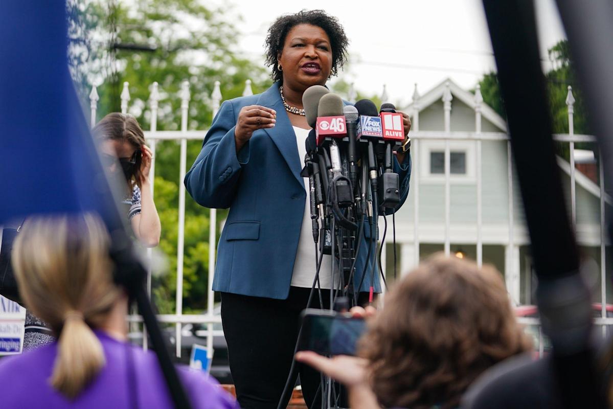 Stacey Abrams Is Showstopper in Georgia’s GOP Showdown