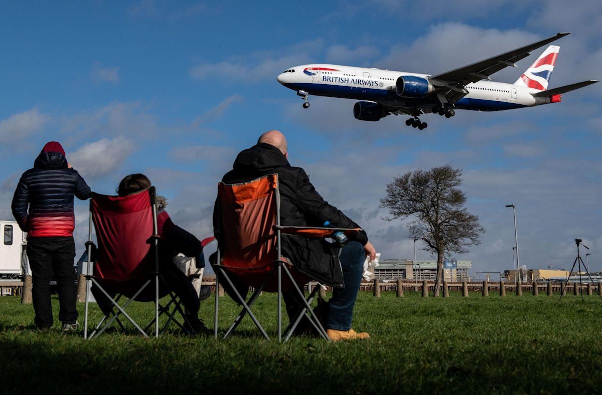 UK Unveils Plan to Boost Aviation Industry, Passenger Rights