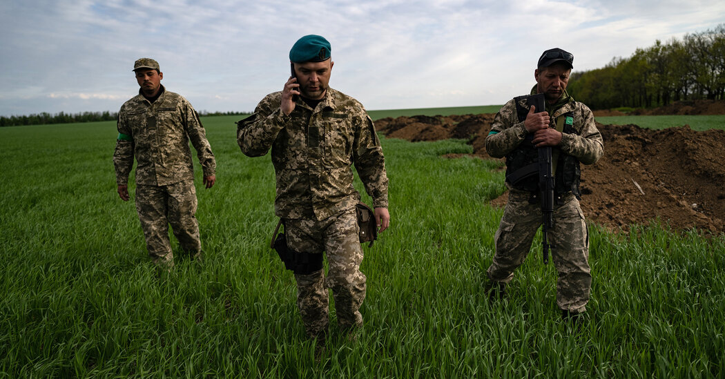 Ukraine Live Updates: Desperate Civilians Gather for Evacuation From Mariupol