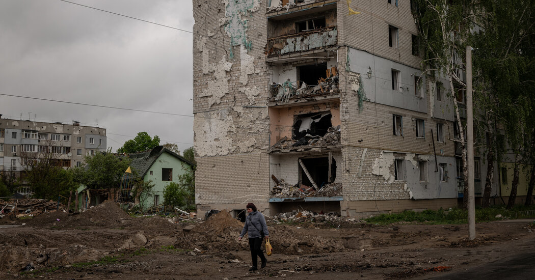 Ukraine Live Updates: Russia Renews Attack Against Key Eastern City