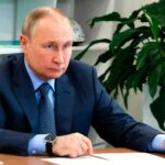 Ukrainian intelligence chief: Putin survived assassination attempt 2 months ago