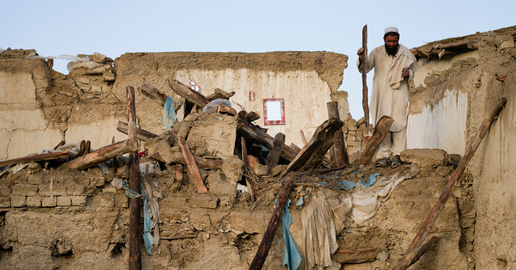 Afghanistan Live Updates: As Hope of Finding Quake Survivors Dims, Focus Shifts to Relief