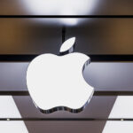 Apple Workers at Maryland Store Vote to Unionize, a First in the U.S.