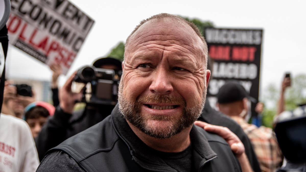 Former Infowars employees claim Alex Jones is a compulsive liar: ‘Truth doesn’t really matter at all’