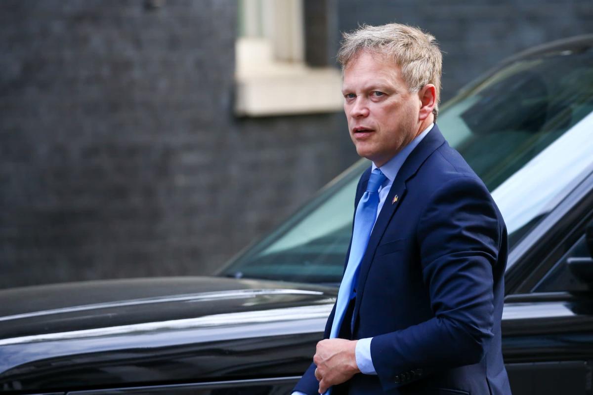 Johnson Braced for Tory Rebels to Force Confidence Vote