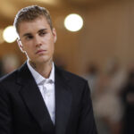 Justin Bieber battling rare virus causing facial paralysis: ‘This is pretty serious as you can see’