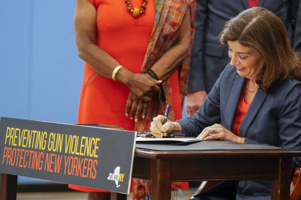 NY governor signs law raising age to own semiautomatic rifle