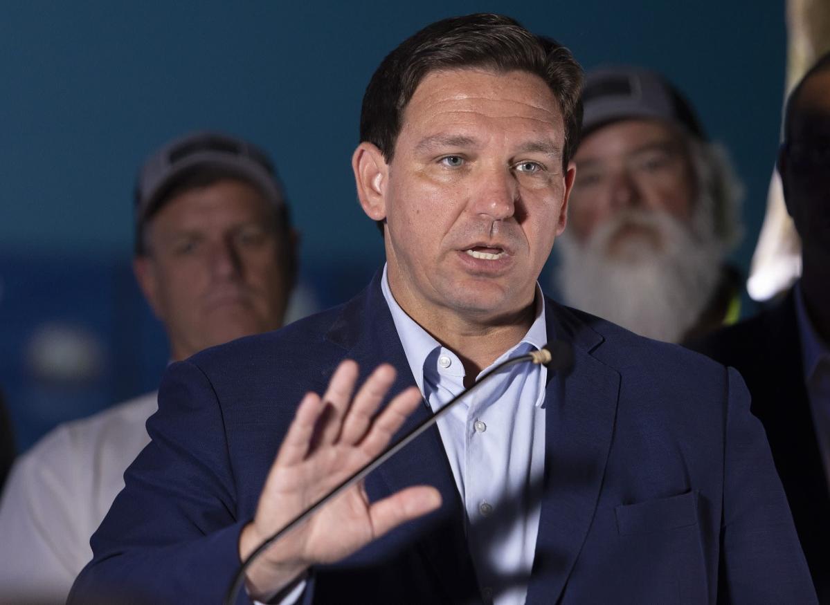 NYC Activists Protest DeSantis Address to Jewish Group