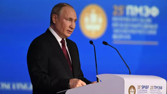 Putin again justifies the war with Ukraine and insists he will “complete all objectives”