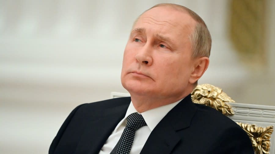 Putin compares self to Peter the Great, says he is taking back Russian lands