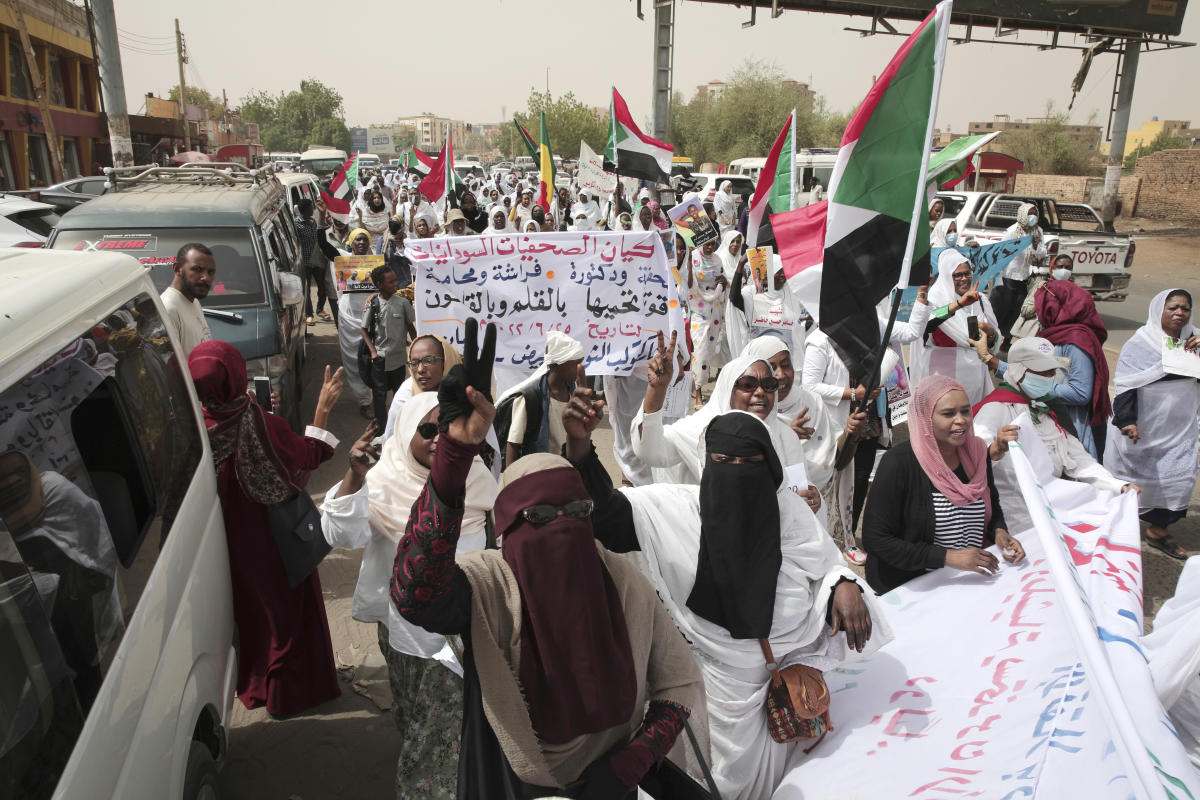 Sudan doctors: 5 people killed in mass anti-coup rallies