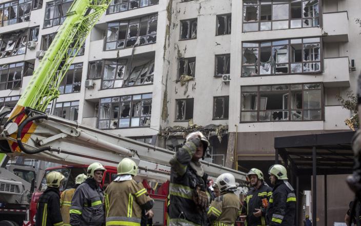 Ukraine war: Kindergarten narrowly escapes renewed strikes on Kyiv