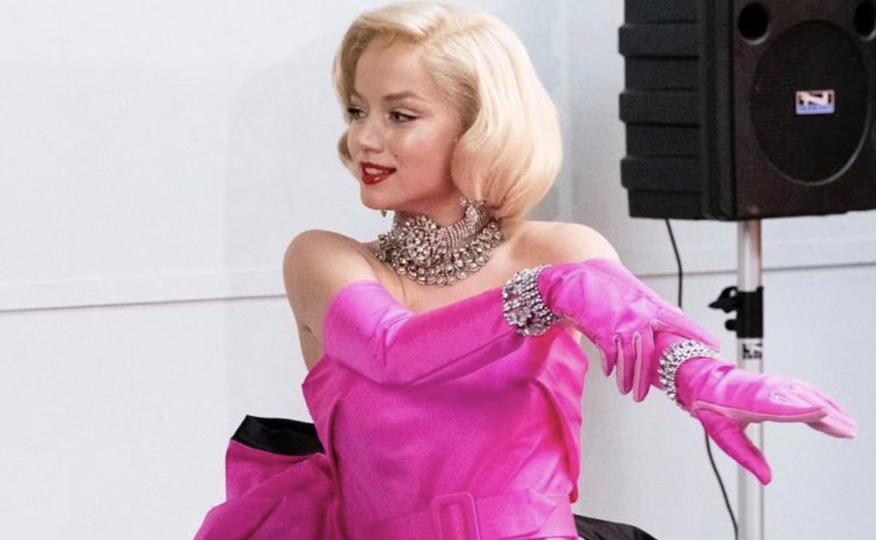 Ana de Armas makes full transformation into Marilyn Monroe in 1st ‘Blonde’ trailer