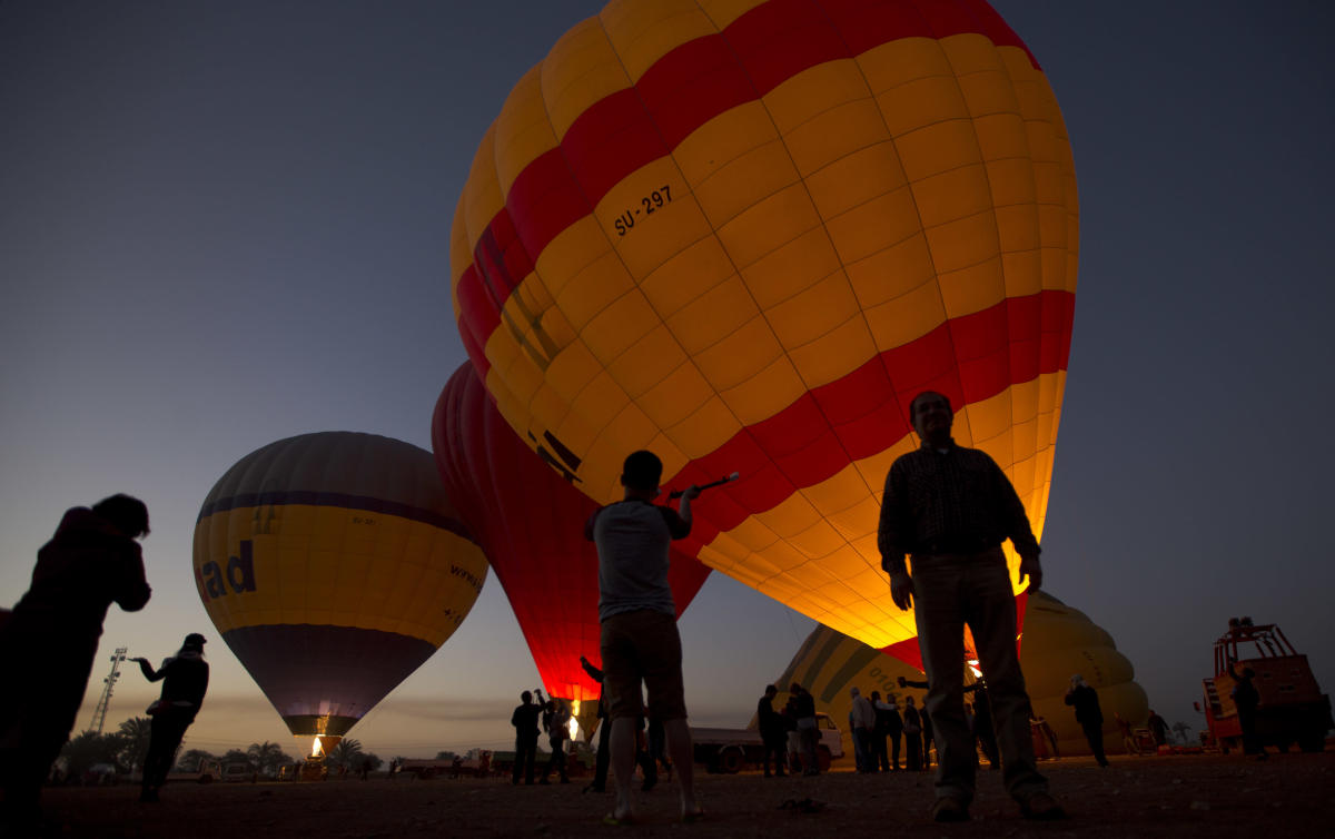 Egypt resumes hot air ballooning over Luxor after incident