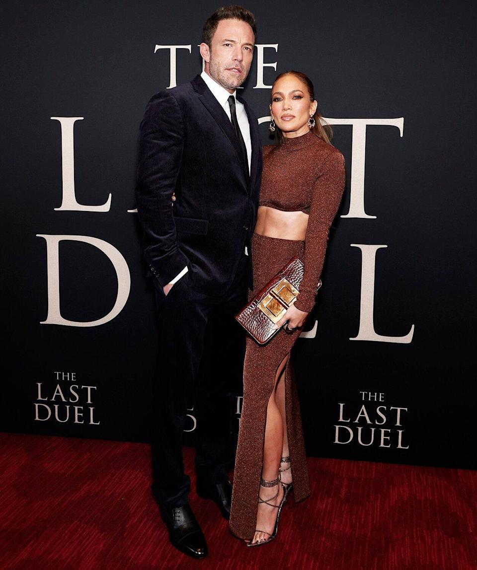 Jennifer Lopez, Ben Affleck Wed in ‘Super Small’ Ceremony After Obtaining Marriage License in Vegas