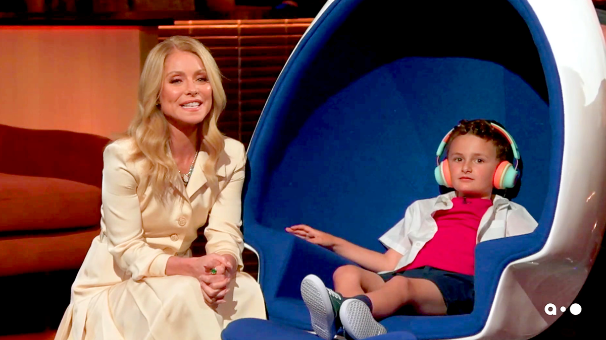 Kelly Ripa drops a brutal and hilarious twist at the end of her new game show ‘Generation Gap’