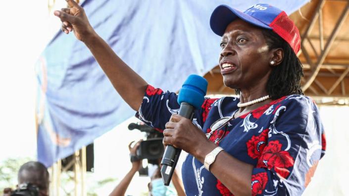 Kenya election: Taking on the sexist bullies to stand