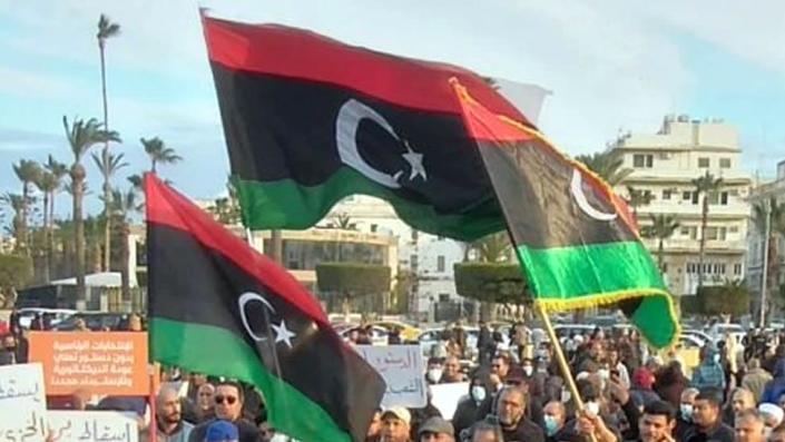 Libya protesters storm parliament building