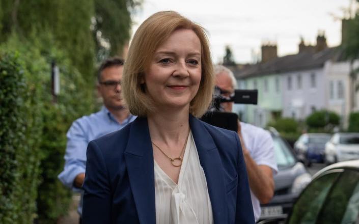 Liz Truss pleads with Brexiteers to shore up her position after disappointing leadership vote