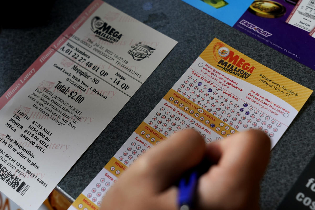 Mega Millions jackpot now 0M, nation’s 4th largest prize