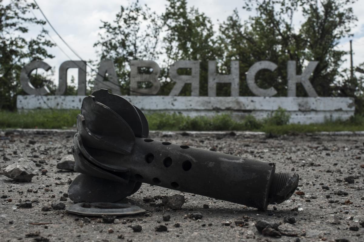 Splintered Ukrainian city braces for new battle with Russia