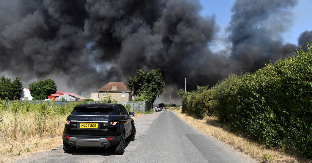 U.K. Heat Live Updates: Britain’s New Record High Doesn’t Last for Long