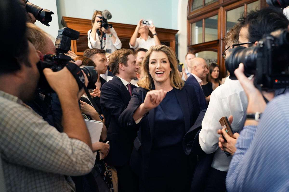 UK Conservatives cast votes in 1st round of leadership race