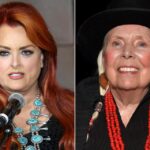 Wynonna Judd Wipes Away Tears During Joni Mitchell’s Emotional Performance of ‘Both Sides Now’