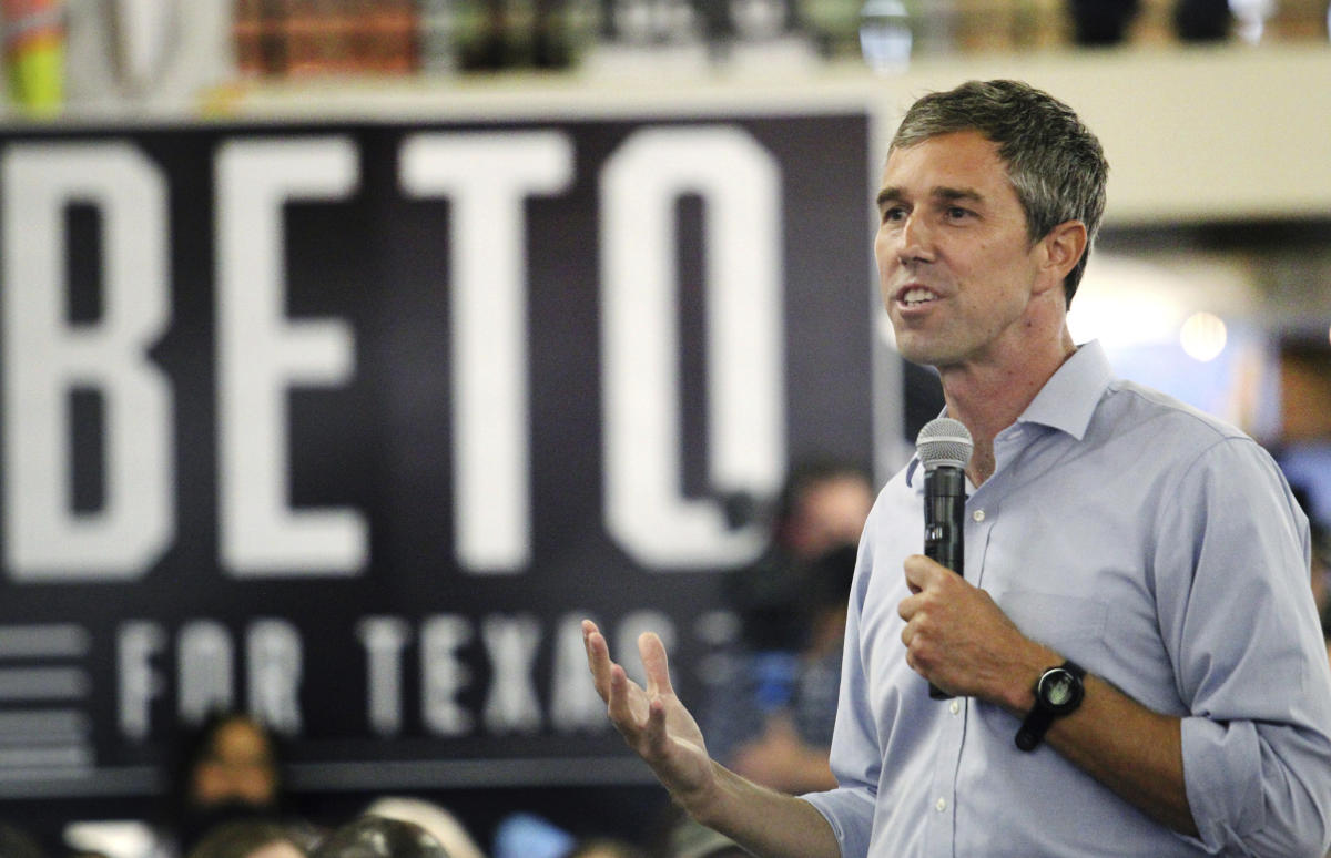 Beto O’Rourke responds to heckler over Uvalde with expletive