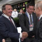 Germany’s Schroeder Says Ukraine Peace Possible After Meeting With Putin