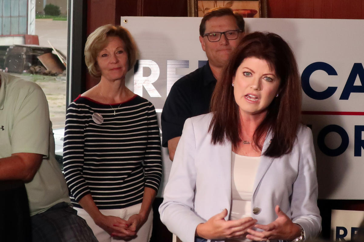 Kleefisch downplays Trump endorsement on final swing